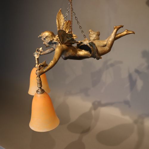 A VICTORIAN GILT METAL FAIRY LIGHT - ADDITIONAL PHOTO 1