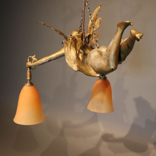 A VICTORIAN GILT METAL FAIRY LIGHT - ADDITIONAL PHOTO 7