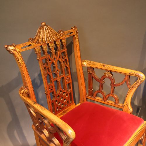 A PAIR OF EDWARDIAN CHINESE CHIPPENDALE REVIVAL PAINTED SATINWOOD ELBOW CHAIRS - ADDITIONAL PHOTO 5