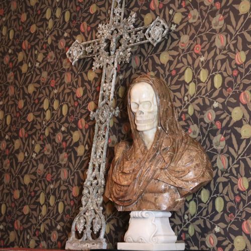 19TH CENTURY ITALIAN MARBLE SKULL VANITAS MEMENTO MORI BUST - ADDITIONAL PHOTO 2