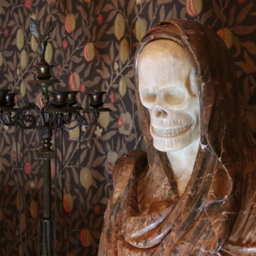 19TH CENTURY ITALIAN MARBLE SKULL VANITAS MEMENTO MORI BUST - ADDITIONAL PHOTO 4
