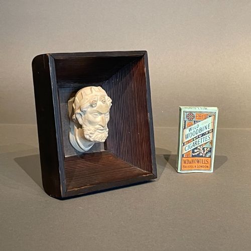 POLISH THREE DIMENSIONAL PICTURE FRAME SURROUNDING A MINIATURE PLASTER BUST - ADDITIONAL PHOTO 1