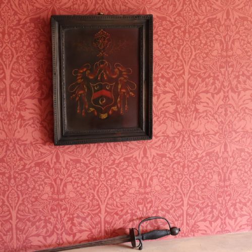 EARLY 19TH CENTURY OIL ON BOARD PAINTING COAT OF ARMS WITH MONOGRAM - ADDITIONAL PHOTO 2