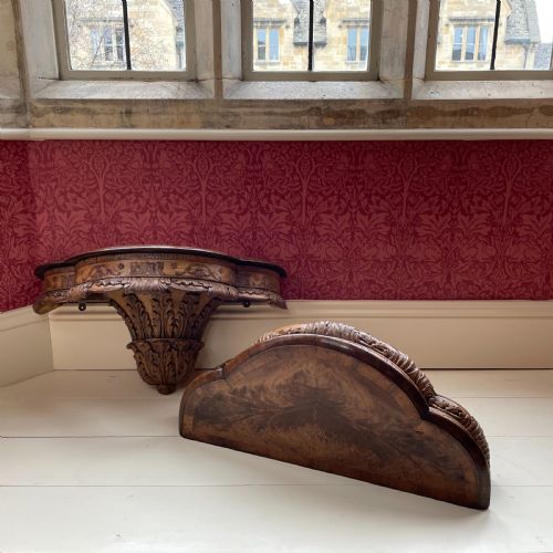 A PAIR OF LARGE CARVED WALL BRACKETS - ADDITIONAL PHOTO 1