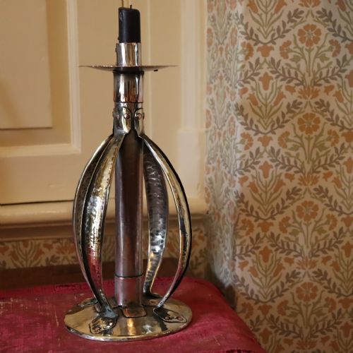 AN ARTS AND CRAFTS CANDLESTICK BY A J SEWARD BIRMINGHAM - ADDITIONAL PHOTO 3