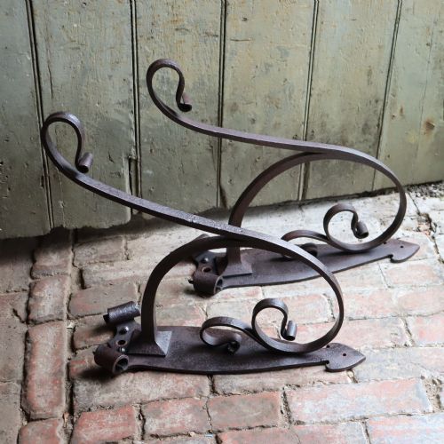 PAIR OF ARTS CRAFTS WALL BRACKETS - ADDITIONAL PHOTO 6