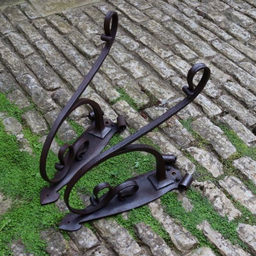 PAIR OF ARTS CRAFTS WALL BRACKETS - ADDITIONAL PHOTO 9