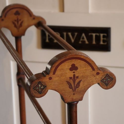 LATE 19TH CENTURY GOTHIC REVIVAL OAK TOWEL RAIL - ADDITIONAL PHOTO 1