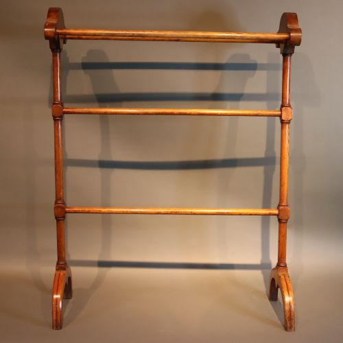 LATE 19TH CENTURY GOTHIC REVIVAL OAK TOWEL RAIL - ADDITIONAL PHOTO 8