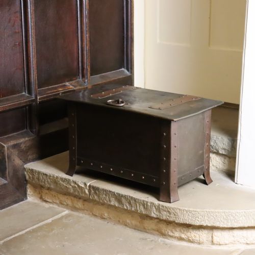 ARTS CRAFTS COPPER AND STEEL LOG BOX - ADDITIONAL PHOTO 2