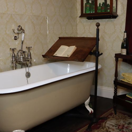 VICTORIAN READING STAND BY WTONKS SONS BIRMINGHAM - ADDITIONAL PHOTO 6