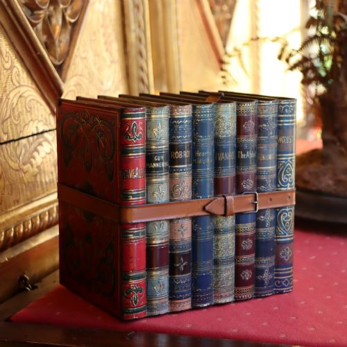 a huntley palmers waverley biscuit tin - CATEGORY: ANTIQUE MISCELLANEOUS - DATED 1900