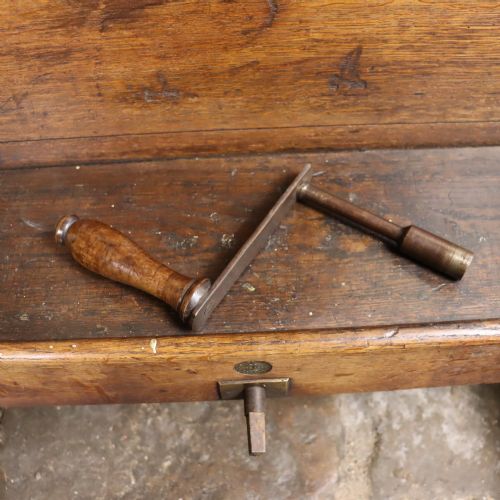 19TH CENTURY ARTISTS GALLERY EASEL BY ROBERSON CO LTD LONDON - ADDITIONAL PHOTO 5