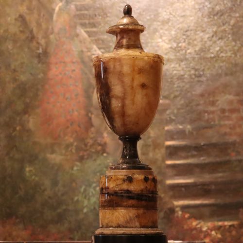 LARGE LATE 18TH CENTURY BLUE JOHN URN - ADDITIONAL PHOTO 2