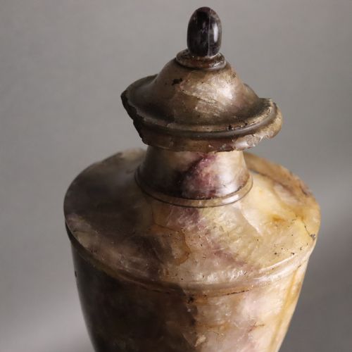 LARGE LATE 18TH CENTURY BLUE JOHN URN - ADDITIONAL PHOTO 8