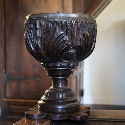 RARE 17TH CENTURY OAK CHALICE OR WASSAIL BOWL - ADDITIONAL PHOTO 3