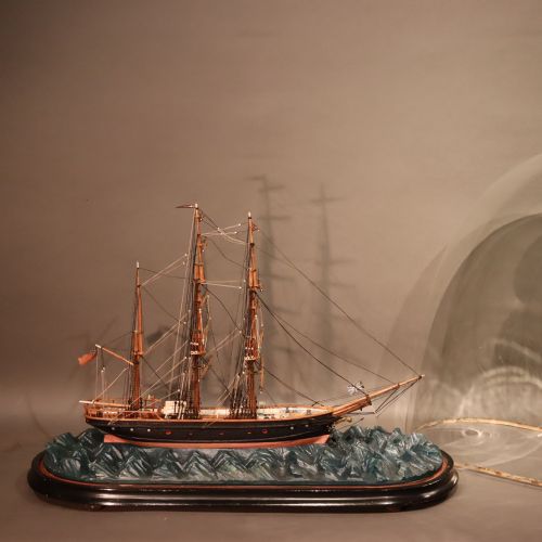 19TH CENTURY MODEL OF THE SAILING SHIP FOXHOUND - ADDITIONAL PHOTO 2