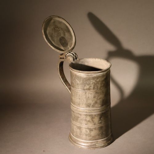 LARGE PEWTER TANKARD CIRCA 1750 - ADDITIONAL PHOTO 1