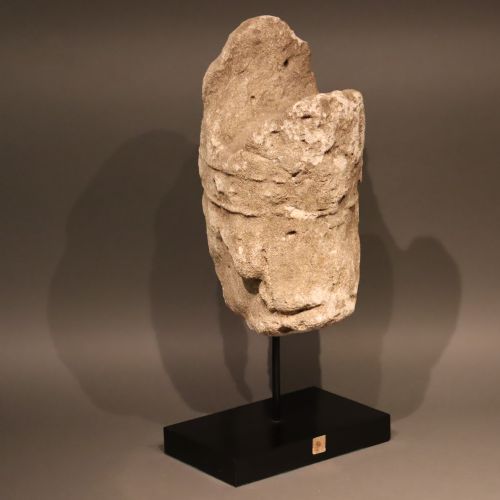 14TH CENTURY LIMESTONE HEAD OF A BISHOP - ADDITIONAL PHOTO 1