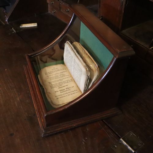 EARLY VETERINARY BOOK OF HISTORICAL INTEREST - ADDITIONAL PHOTO 6