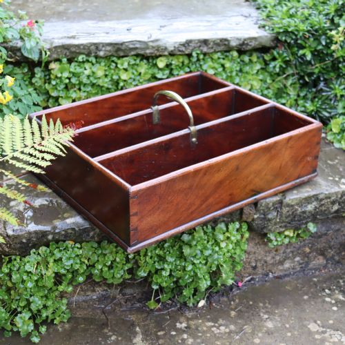early to mid 19th century mahogany cutlery tray - CATEGORY: ANTIQUE MISCELLANEOUS - DATED 19TH CENTURY