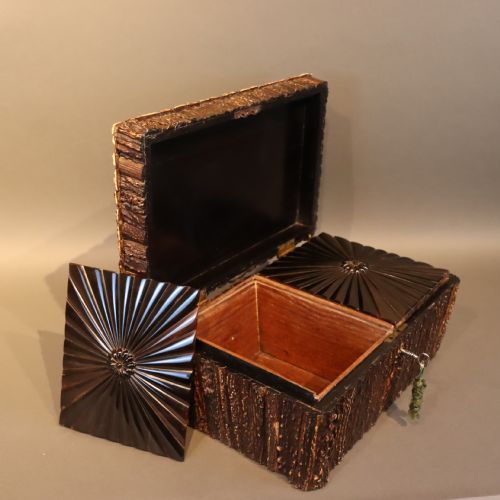 STAG ANTLER BOX OF LARGE PROPORTIONS - ADDITIONAL PHOTO 6