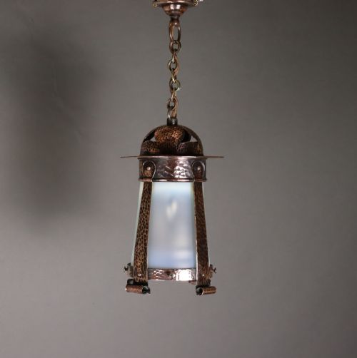 SMALL ARTS CRAFTS HAND PLANISHED LANTERN CIRCA 1910 - ADDITIONAL PHOTO 2