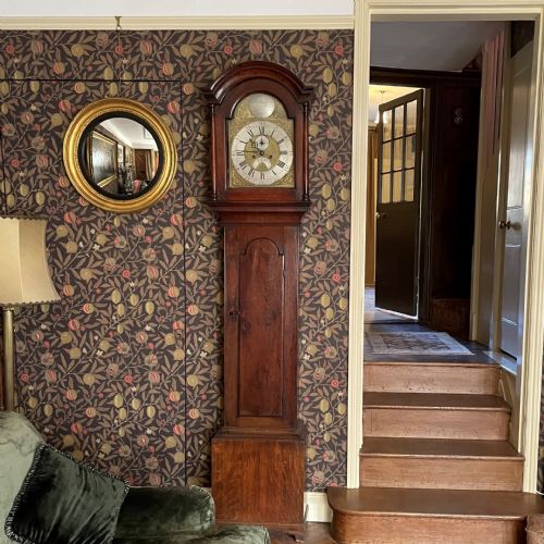local mid 18th century oak longcase clock - CATEGORY: ANTIQUE CLOCKS - DATED 18TH CENTURY