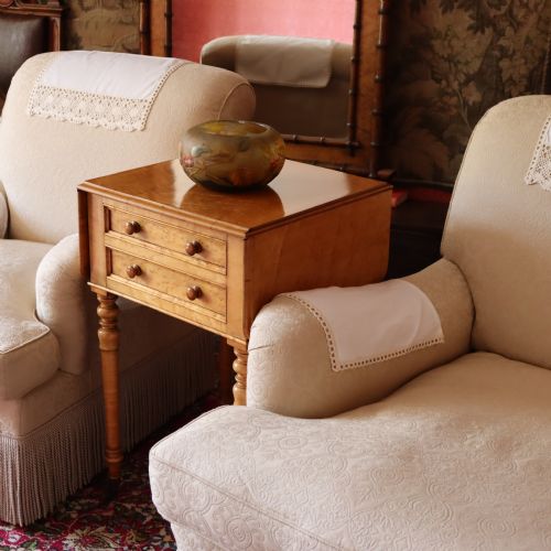 BIRDS EYE MAPLE DROP LEAF OCCASIONAL TABLE BY HOWARD SONS LONDON - ADDITIONAL PHOTO 4