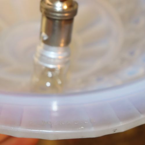 P MAYNADIER AN ART DECO OPALESCENT GLASS LIGHT SHADE - ADDITIONAL PHOTO 5