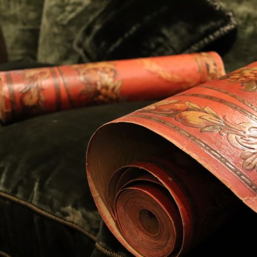 TWO EARLY ROLLS OF HEAVY EMBOSSED PAPER FOR TRADITIONALLY PAPERING HORIZONTALLY BELOW A DADO RAIL - ADDITIONAL PHOTO 1