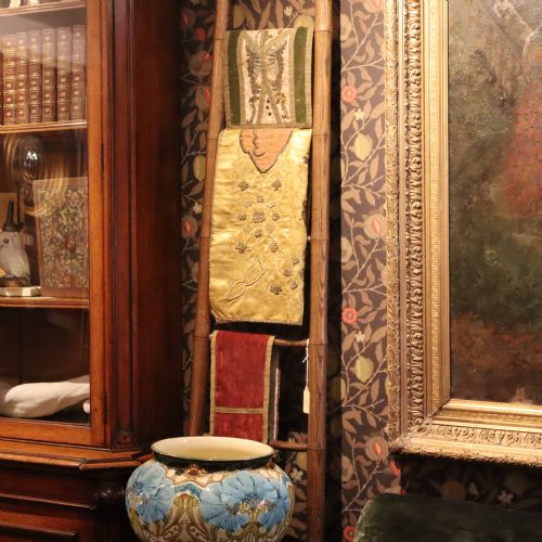 19TH CENTURY OR EARLIER SILK TABLE COVER - ADDITIONAL PHOTO 4