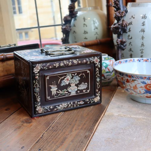 CHINESE MAHJONG SET CIRCA 1900 - ADDITIONAL PHOTO 2