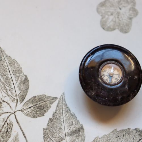 A BLUE JOHN ODIN VEIN COMPASS - ADDITIONAL PHOTO 1