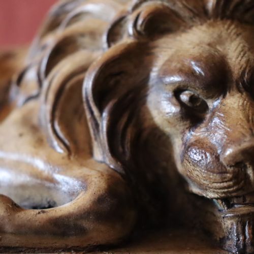 19TH CENTURY 'GRAND TOUR' PLASTER CANOVA LION - ADDITIONAL PHOTO 4