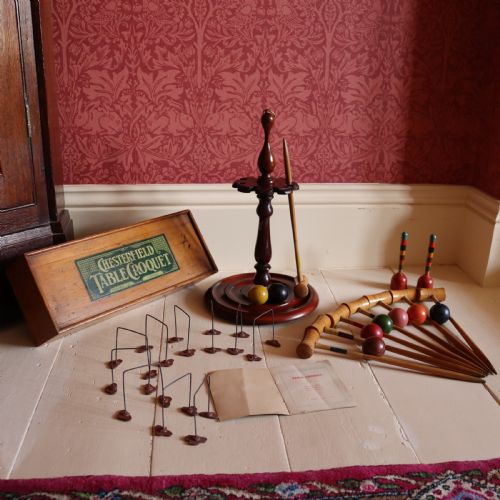 TABLE CROQUET SET BY F H AYRES LTD LONDON - ADDITIONAL PHOTO 1