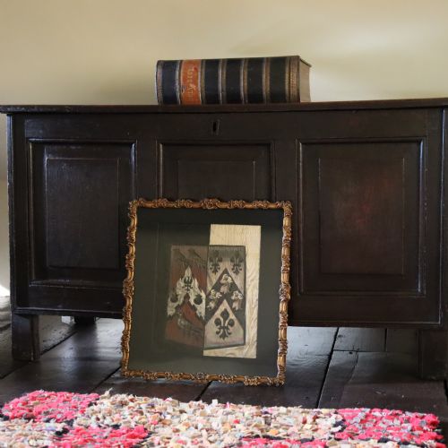 18TH CENTURY BLAZONRYCOAT OF ARMS PAINTING ON SILK - ADDITIONAL PHOTO 1