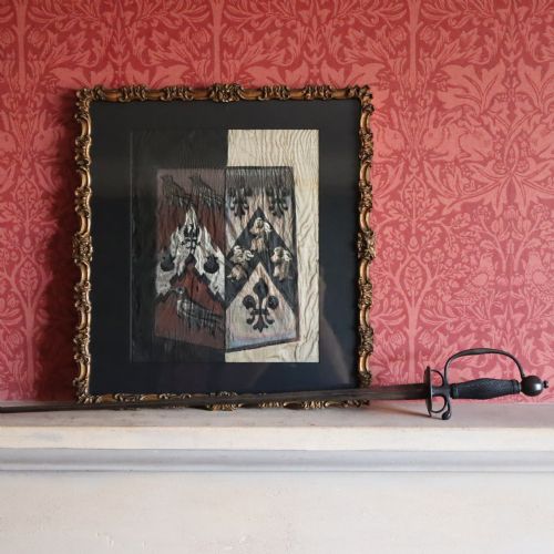 18TH CENTURY BLAZONRYCOAT OF ARMS PAINTING ON SILK - ADDITIONAL PHOTO 5