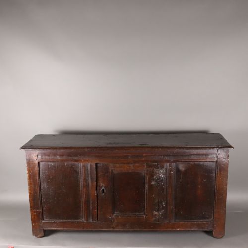 17TH CENTURY OAK CUPBOARD - ADDITIONAL PHOTO 2