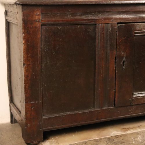 17TH CENTURY OAK CUPBOARD - ADDITIONAL PHOTO 9