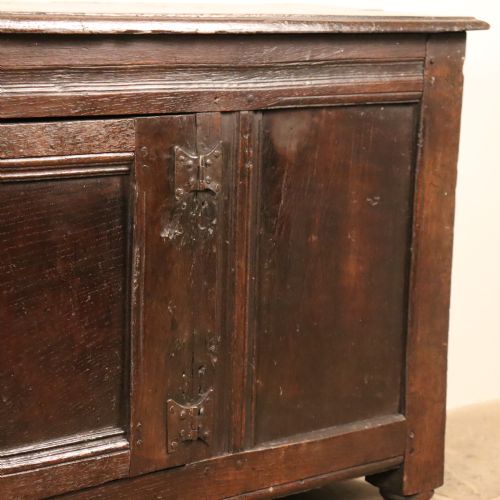 17TH CENTURY OAK CUPBOARD - ADDITIONAL PHOTO 10