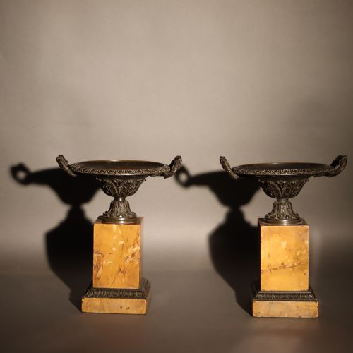 PAIR OF GRAND TOUR BRONZE SIENNA MARBLE TAZZA - ADDITIONAL PHOTO 2
