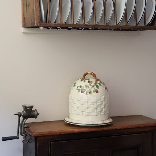 LARGE VICTORIAN MAJOLICA APPLE BLOSSOM STILTON CHEESE DISH AND COVER BY GEORGE JONES SONS - ADDITIONAL PHOTO 1