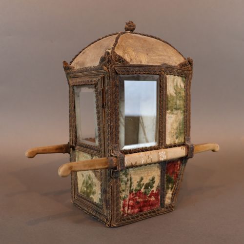 MID19TH CENTURY FRENCH TABLE TOP SEDAN CHAIR - ADDITIONAL PHOTO 3