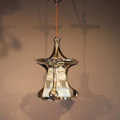 ARTS CRAFTS CEILING LIGHT CIRCA 1900 - ADDITIONAL PHOTO 1