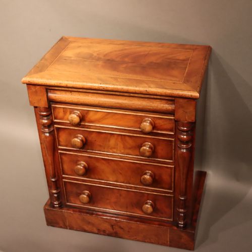 VICTORIAN APPRENTICEMINIATURE MAHOGANY 5 DRAW CABINET - ADDITIONAL PHOTO 3