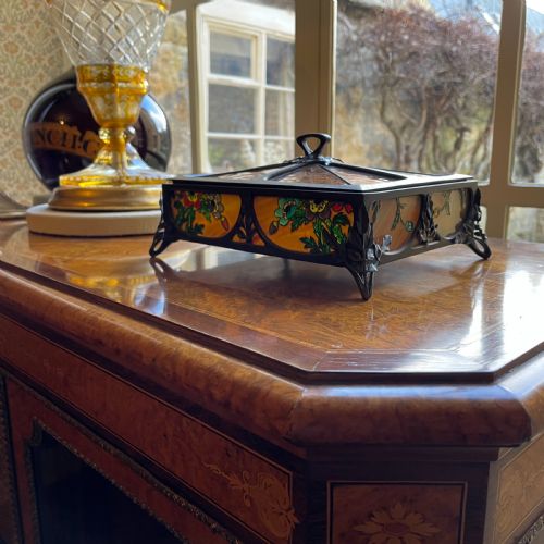 AN ART NOUVEAU BRONZE CASKET ATTRIBUTED TO S THEEMAN - ADDITIONAL PHOTO 3