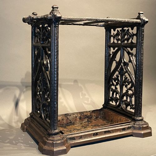 CAST IRON VICTORIAN GOTHIC STICK STAND - ADDITIONAL PHOTO 2