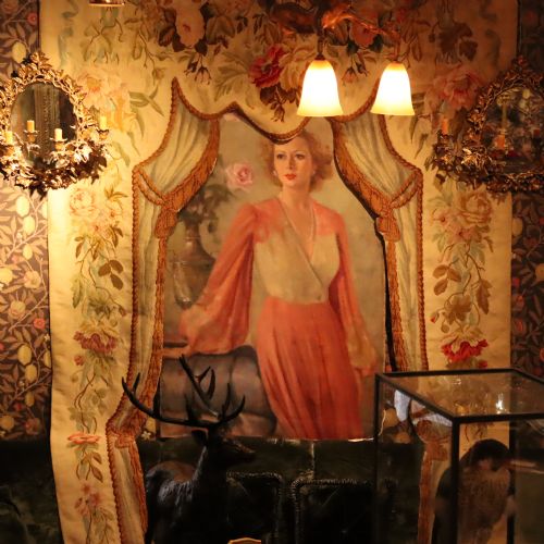 19TH CENTURY FRENCH AUBUSSON TAPESTRY PORTIERE - ADDITIONAL PHOTO 2