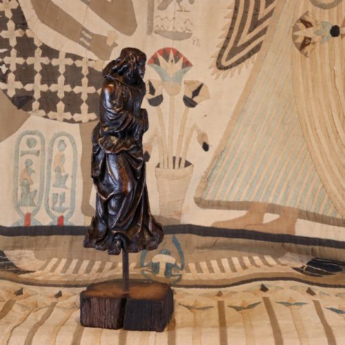 17TH CENTURY CARVED OAK FIGURE IN HOODED CLOAK - ADDITIONAL PHOTO 1